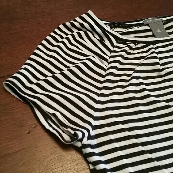 Ann Taylor Medium Black & White Stripped Top - Picture 4 of 6